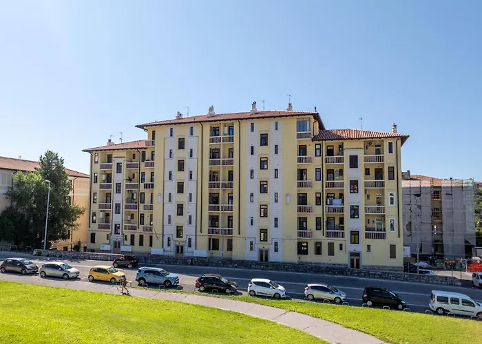 Cosy Moods - Campus * Triest